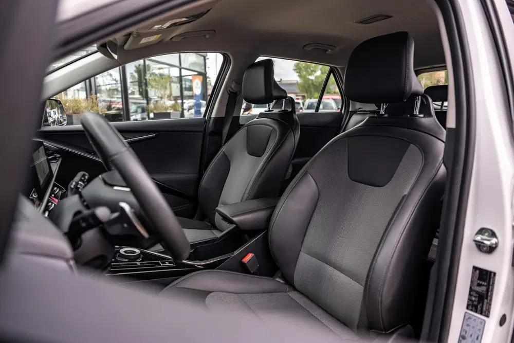 Kia Niro 1.6 GDi Hybrid DynamicLine uit 2022, foto 16