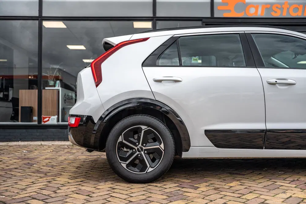 Kia Niro 1.6 GDi Hybrid DynamicLine uit 2022, foto 7