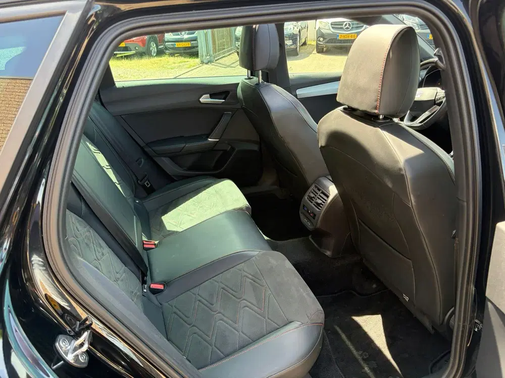 SEAT Leon 1.5 eTSI FR Launch Edition uit 2021, foto 19