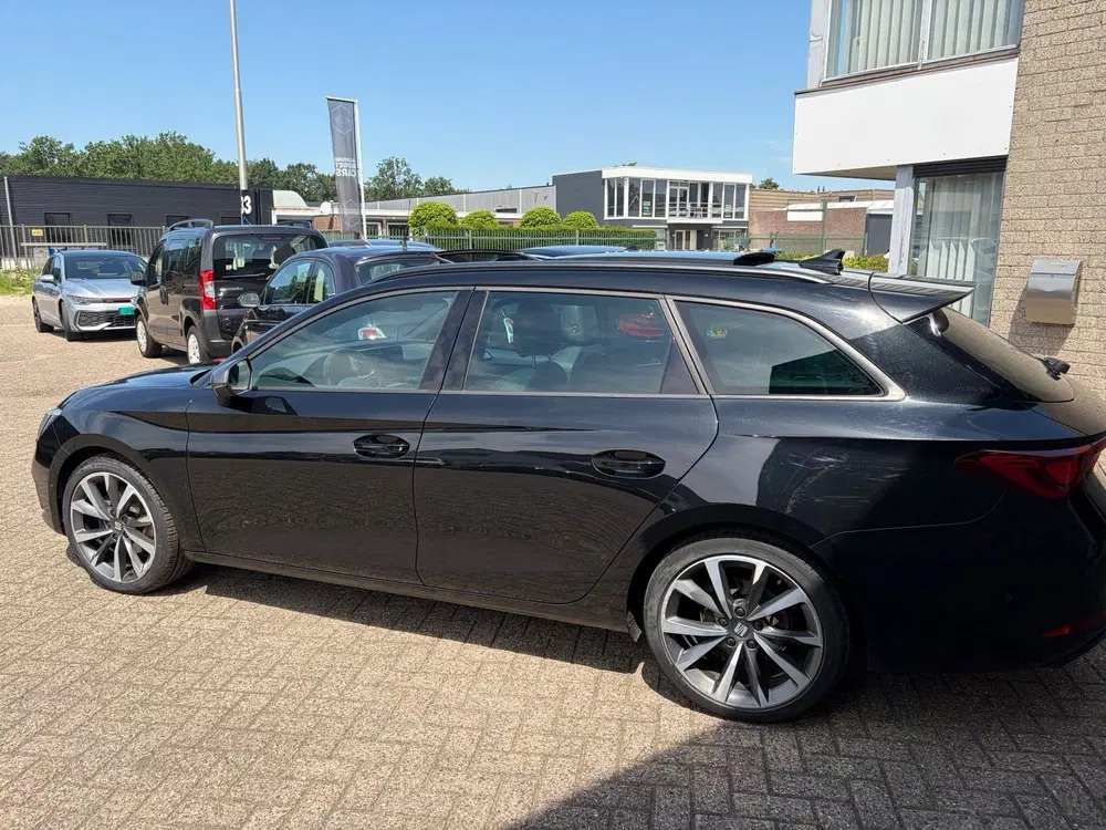 SEAT Leon 1.5 eTSI FR Launch Edition uit 2021, foto 5