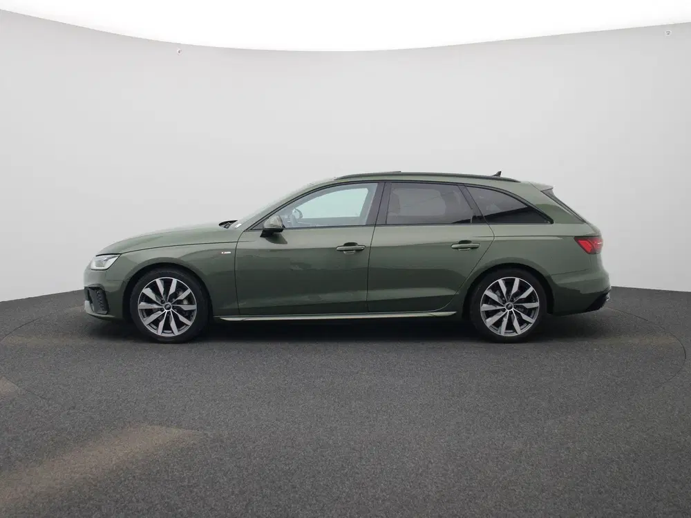 Audi A4 2.0 40 TFSI S edition Competition uit 2024, foto 6
