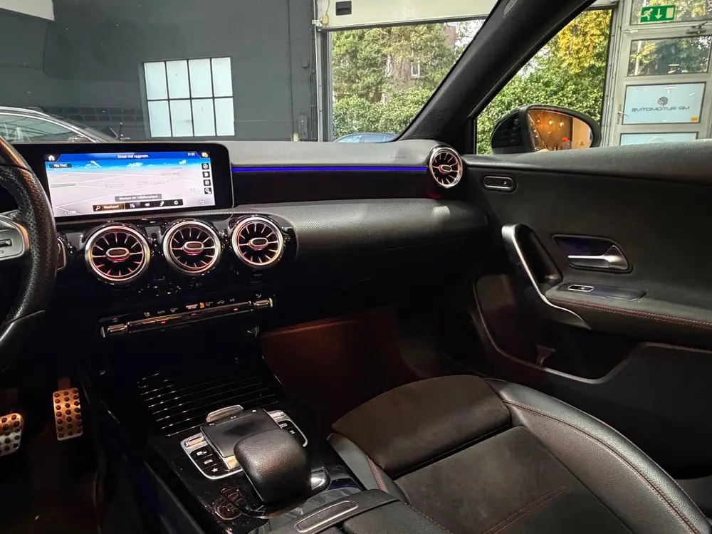 Mercedes-Benz A-Klasse 200 Premium Plus AMG|PANO|Sfeer|CAM|D uit 2019, foto 20