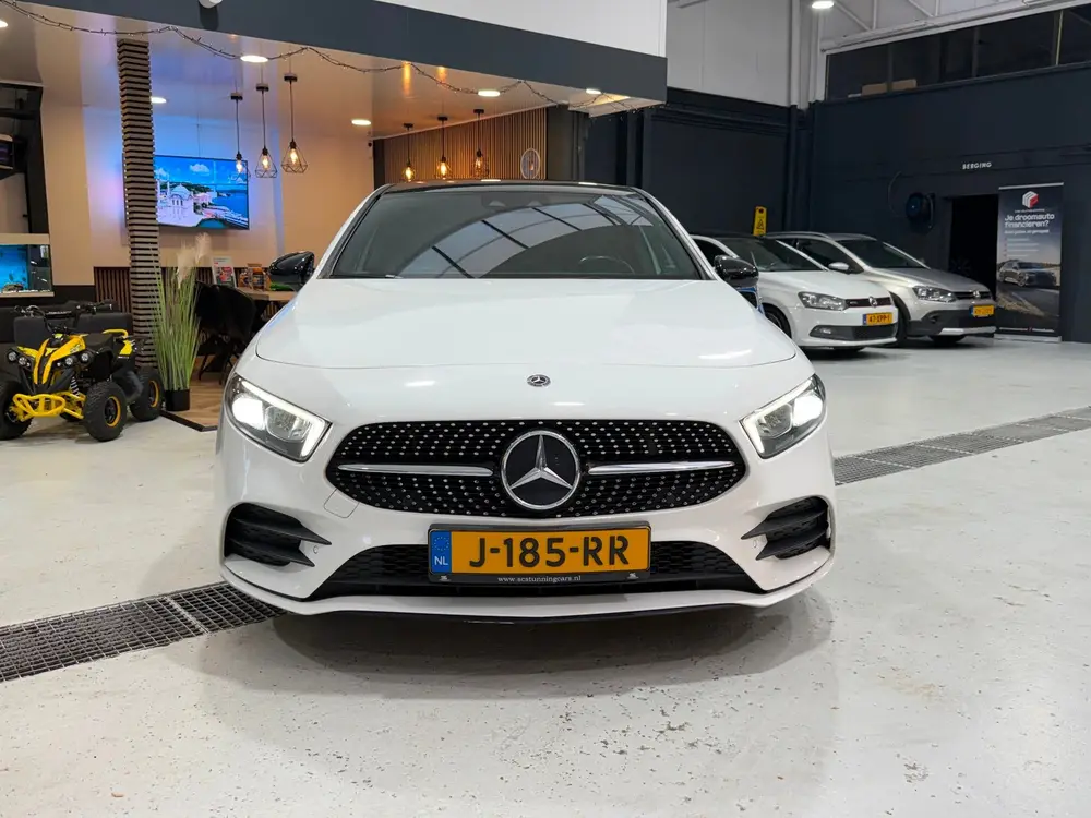 Mercedes-Benz A-Klasse 200 Premium Plus AMG|PANO|Sfeer|CAM|D uit 2019, foto 9