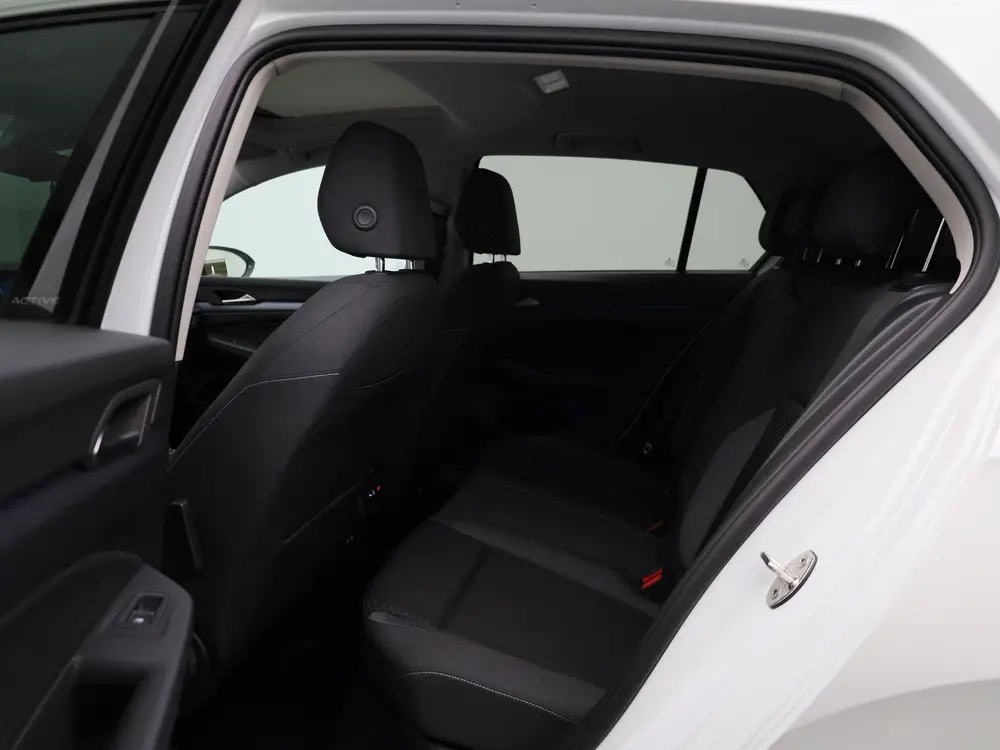Volkswagen Golf 1.0 eTSI Life | Automaat | Panorama dak | Vi uit 2022, foto 11
