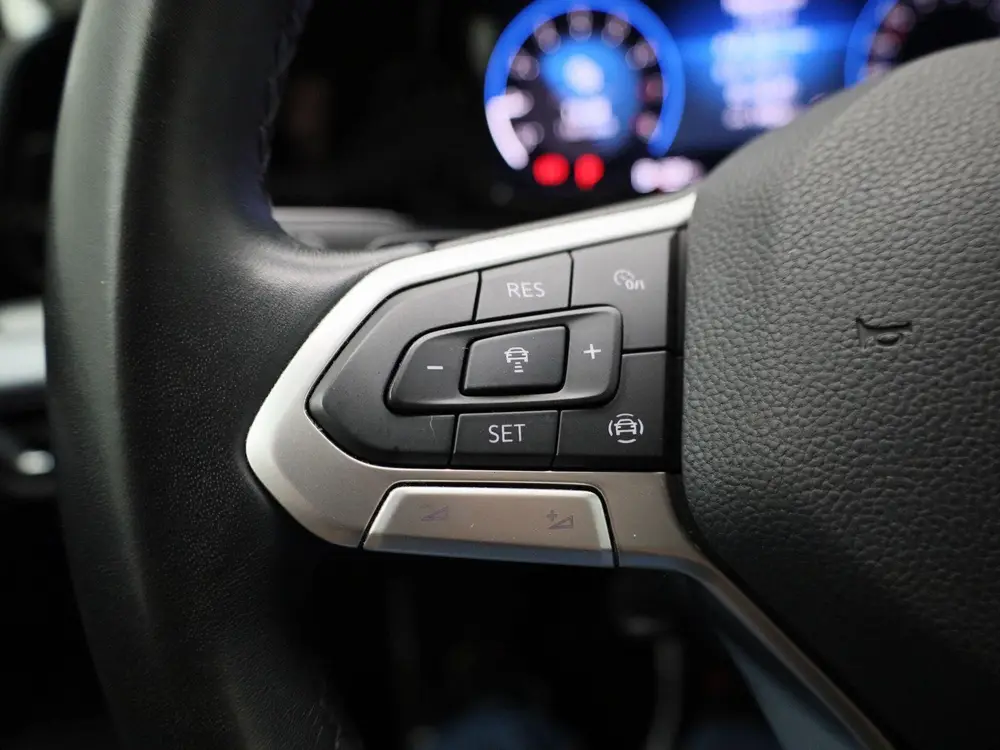 Volkswagen Golf 1.0 eTSI Life | Automaat | Panorama dak | Vi uit 2022, foto 20