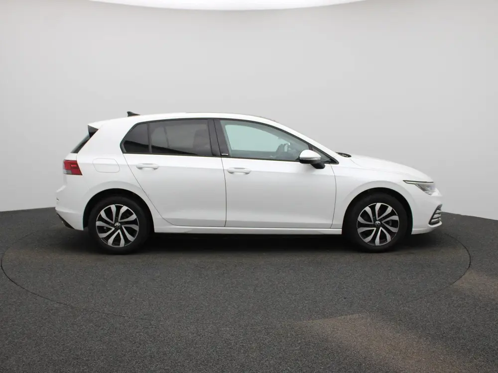 Volkswagen Golf 1.0 eTSI Life | Automaat | Panorama dak | Vi uit 2022, foto 8