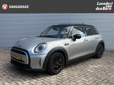 Mini Cooper 1.5 Cooper Camden Edition uit 2024