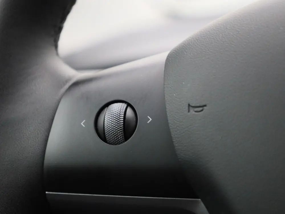 Tesla Model 3 Standard RWD Plus 60 kWh uit 2021, foto 17