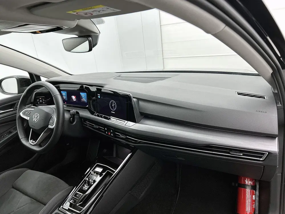 Volkswagen Golf 1.4 eHybrid Style | Lage KM Stand! | Navigat uit 2023, foto 19
