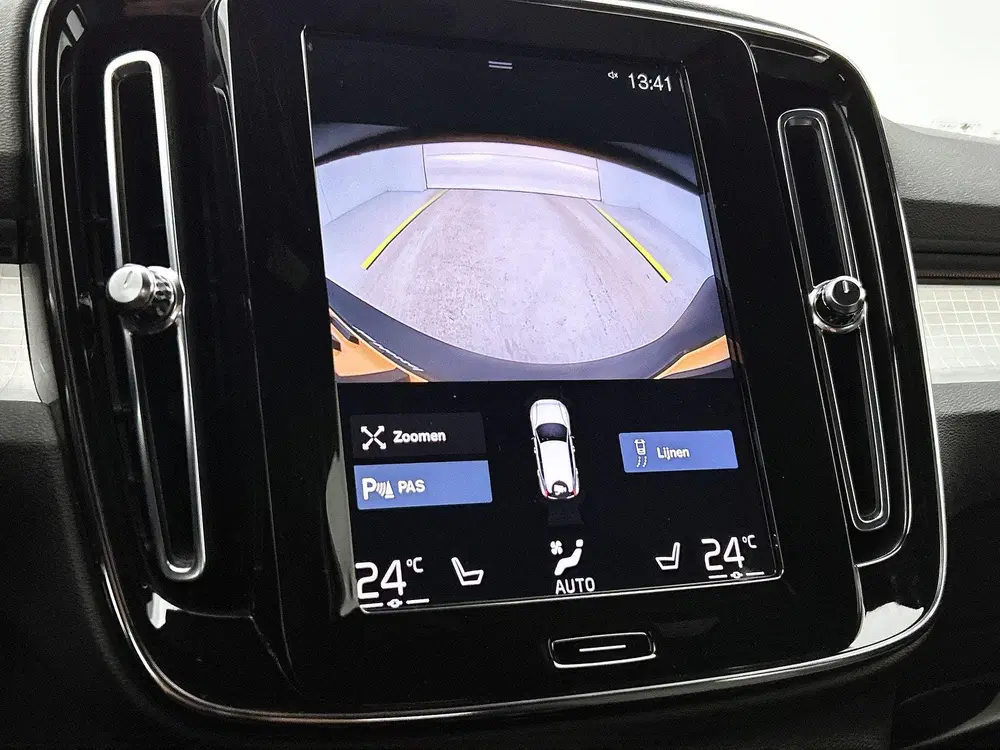 Volvo XC40 1.5 T4 Plug-in hybrid Plus Bright uit 2023, foto 13