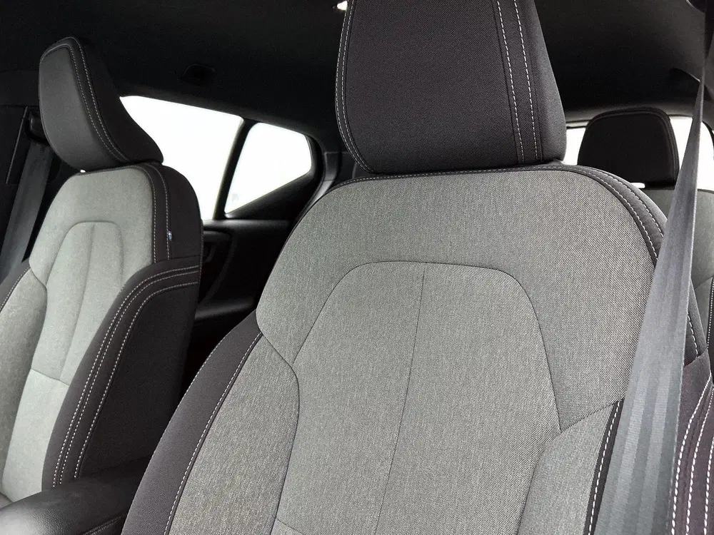 Volvo XC40 1.5 T4 Plug-in hybrid Plus Bright uit 2023, foto 15