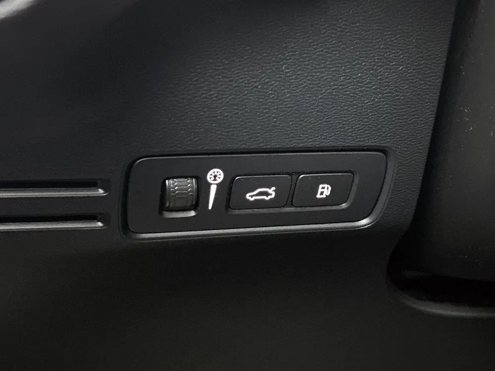Volvo XC40 1.5 T4 Plug-in hybrid Plus Bright uit 2023, foto 17