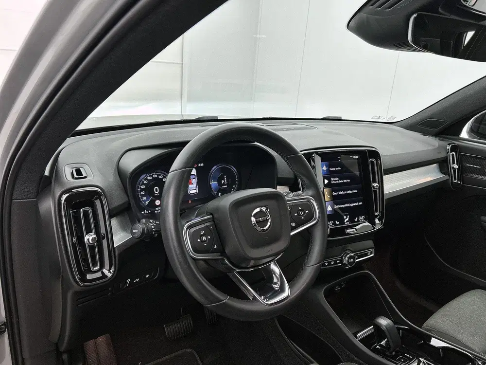 Volvo XC40 1.5 T4 Plug-in hybrid Plus Bright uit 2023, foto 20