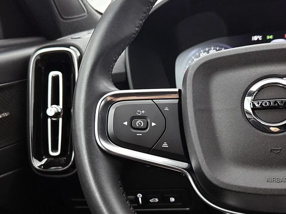 Volvo XC40 1.5 T4 Plug-in hybrid Plus Bright uit 2023, foto 8