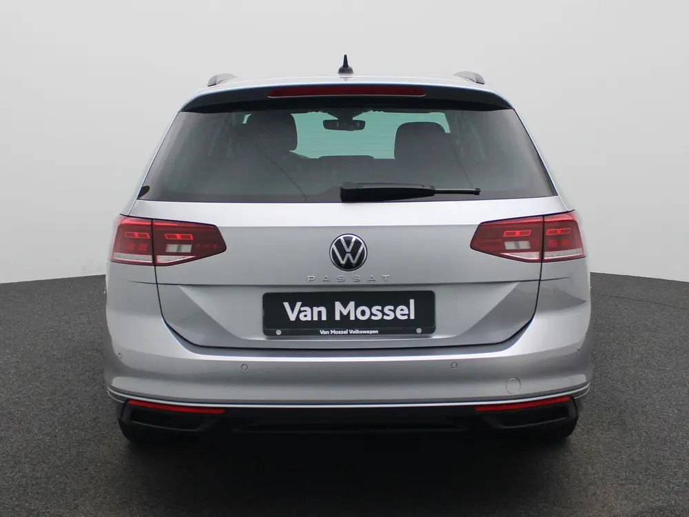 Volkswagen Passat Variant 1.5 TSI Business | Automaat | LMV uit 2023, foto 7