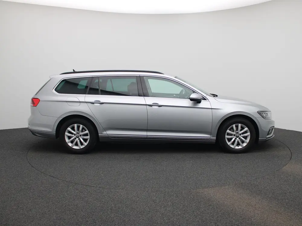 Volkswagen Passat Variant 1.5 TSI Business | Automaat | LMV uit 2023, foto 8