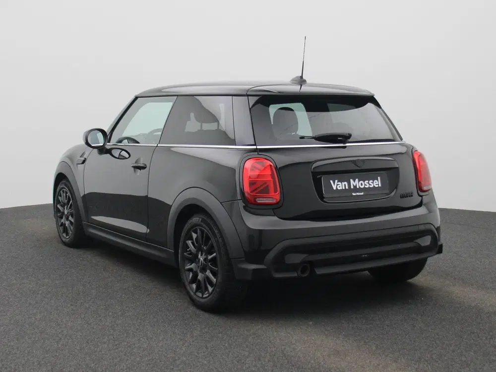 Mini Cooper 1.5 Cooper Essential uit 2021, foto 4
