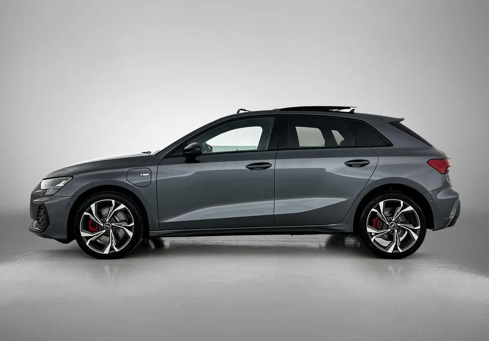 Audi A3 45 TFSI e S edition Competition uit 2026, foto 4