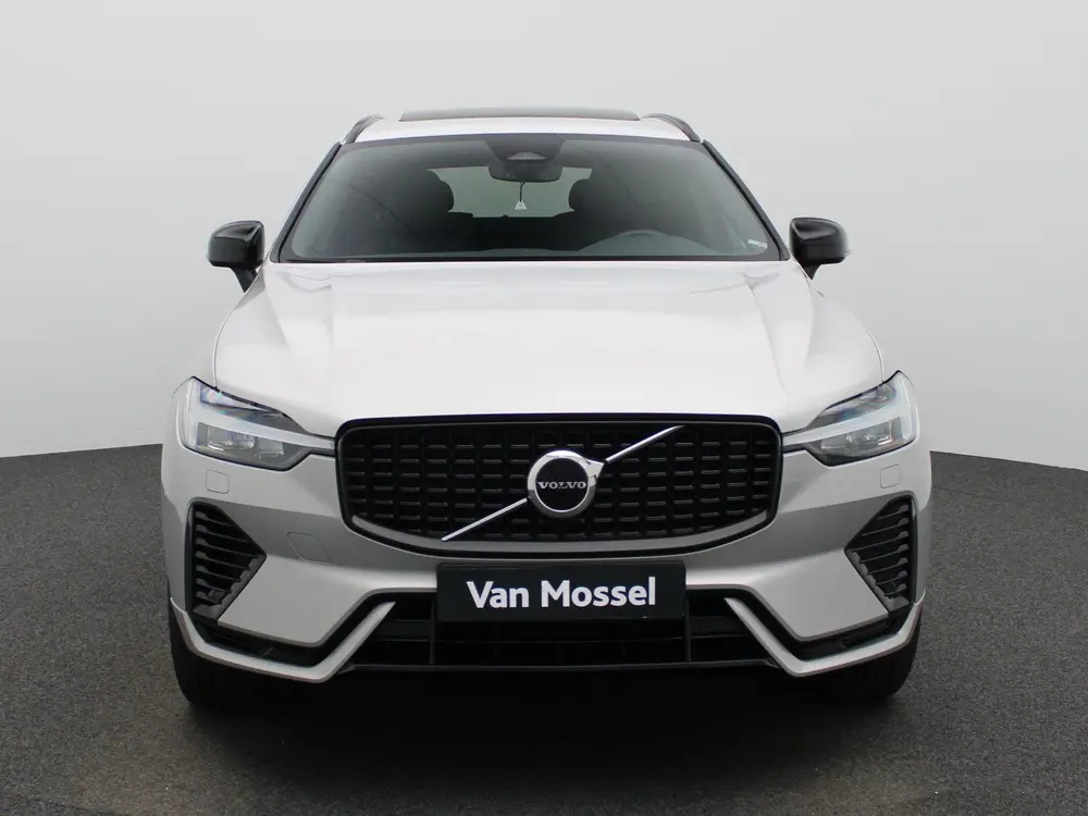 Volvo XC60 2.0 T8 Plug-in hybrid AWD Plus Dark uit 2022, foto 5