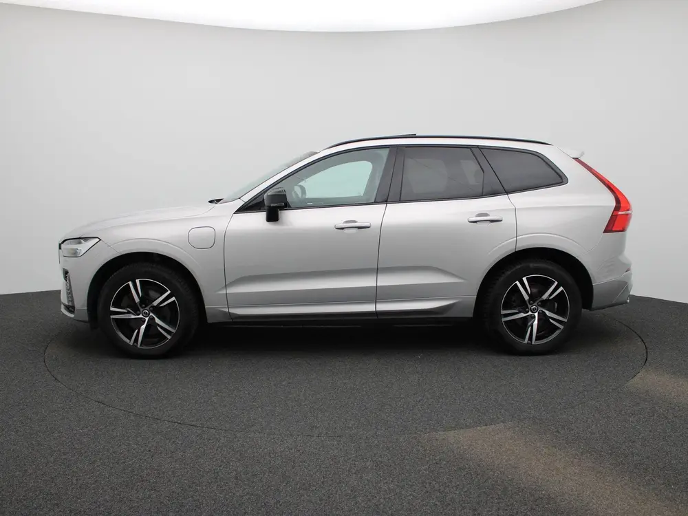 Volvo XC60 2.0 T8 Plug-in hybrid AWD Plus Dark uit 2022, foto 6