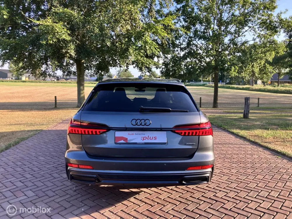 Audi A6 55 TFSI-e Competition Quattro HD-Matrix B& uit 2023, foto 10
