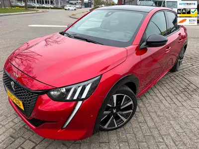 Peugeot 208 1.2 PureTech GT-Line AUTOMAAT PANO CARPLAY uit 2020
