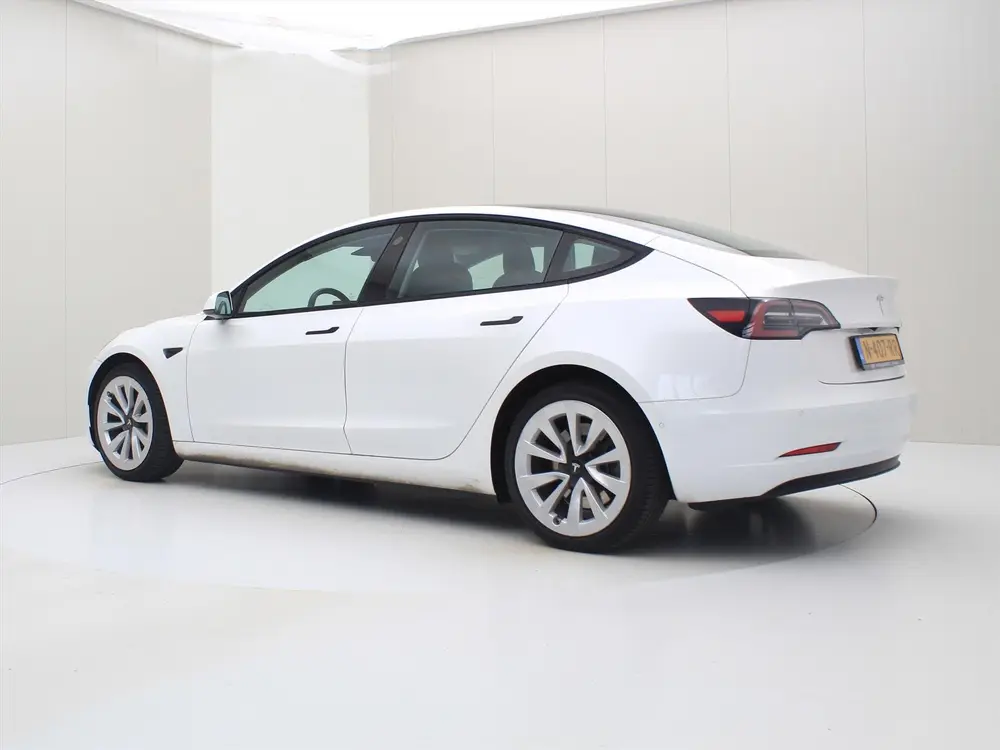 Tesla Model 3 Long-Range AWD 351pk 75 kWh 93% SoH FACELI uit 2021, foto 4