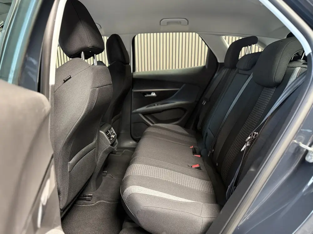 Peugeot 3008 1.2 PureTech Allure | Carplay | Camera | Nieuwe uit 2019, foto 6