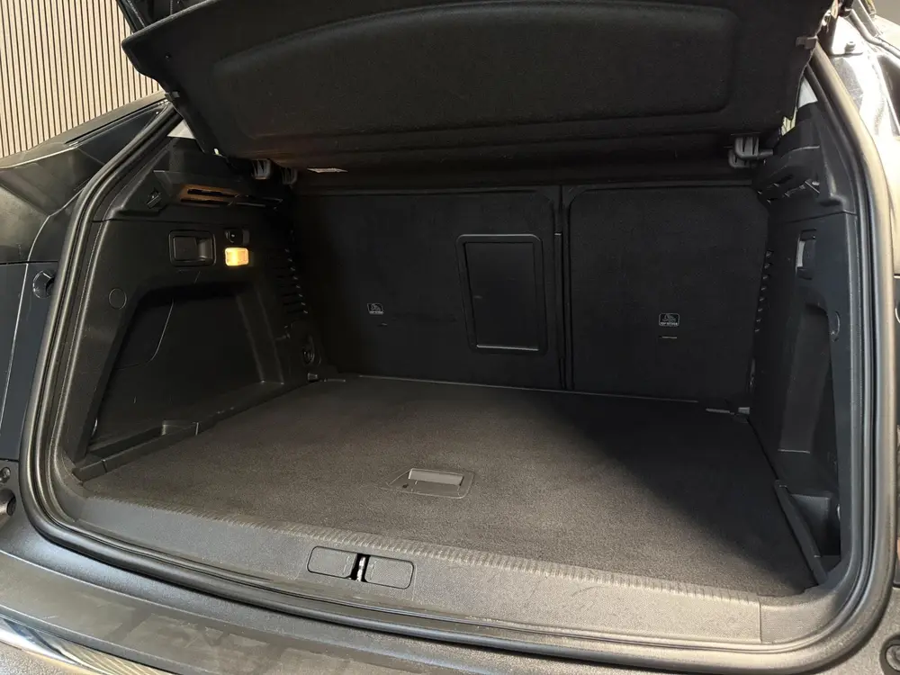 Peugeot 3008 1.2 PureTech Allure | Carplay | Camera | Nieuwe uit 2019, foto 7
