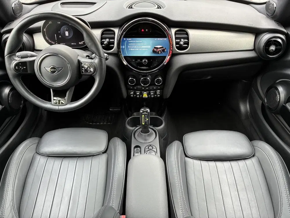Mini Electric MINI Yours 33 kWh uit 2023, foto 2
