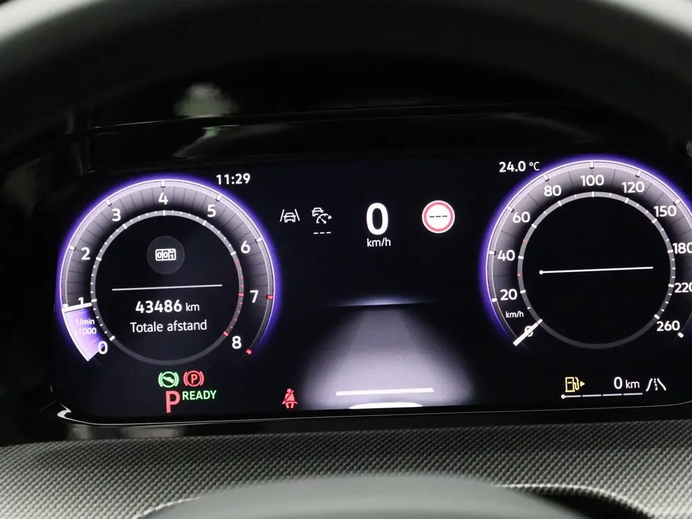 Volkswagen Golf 1.5 eTSI R-Line Edition AUTOMAAT | R-LINE | uit 2025, foto 8