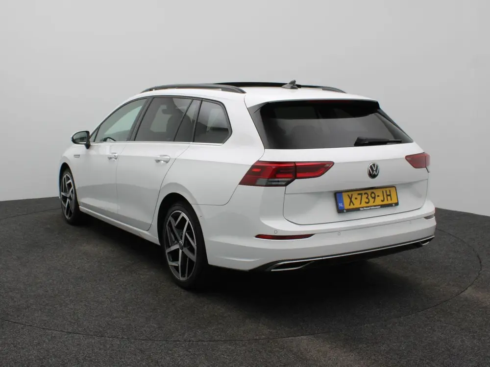 Volkswagen Golf Variant 1.5 eTSI R-Line Business AUTOMAAT | uit 2023, foto 2