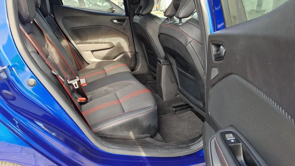 Renault Clio 1.0 TCe R.S. Line uit 2019, foto 16