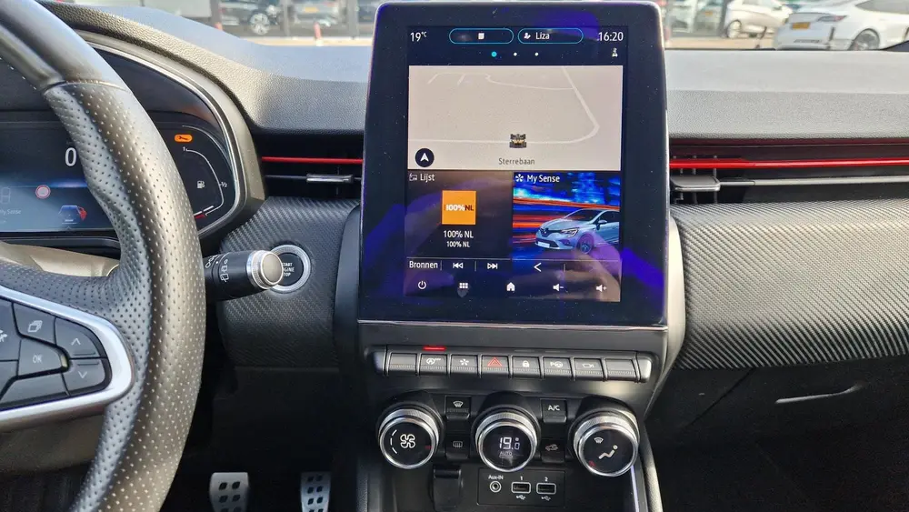 Renault Clio 1.0 TCe R.S. Line uit 2019, foto 17