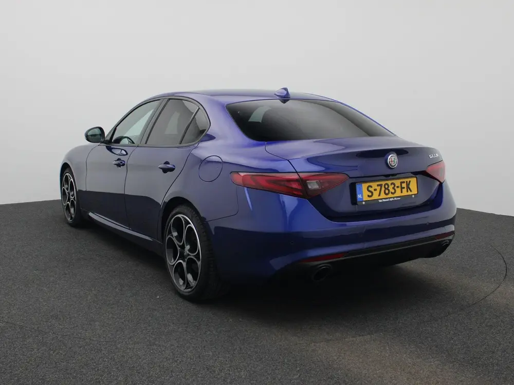 Alfa Romeo Giulia 2.0T Sprint | Automaat | Apple Carplay/And uit 2023, foto 2