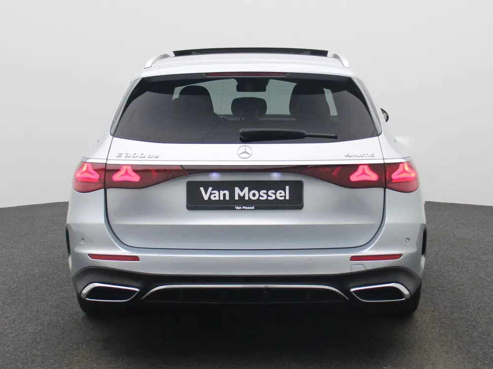 Mercedes-Benz E-Klasse E 300 de 4MATIC Exclusive Line uit 2024, foto 5