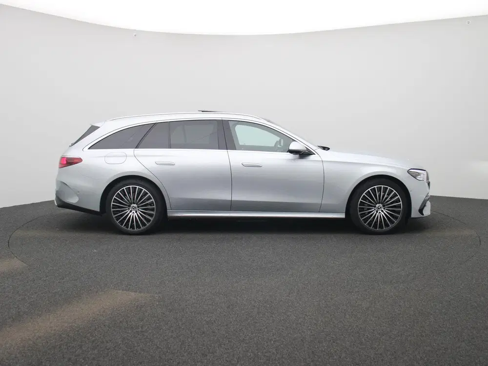 Mercedes-Benz E-Klasse E 300 de 4MATIC Exclusive Line uit 2024, foto 6
