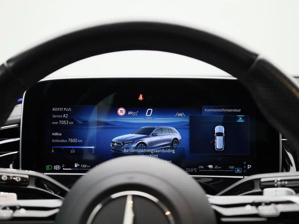Mercedes-Benz E-Klasse E 300 de 4MATIC Exclusive Line uit 2024, foto 8