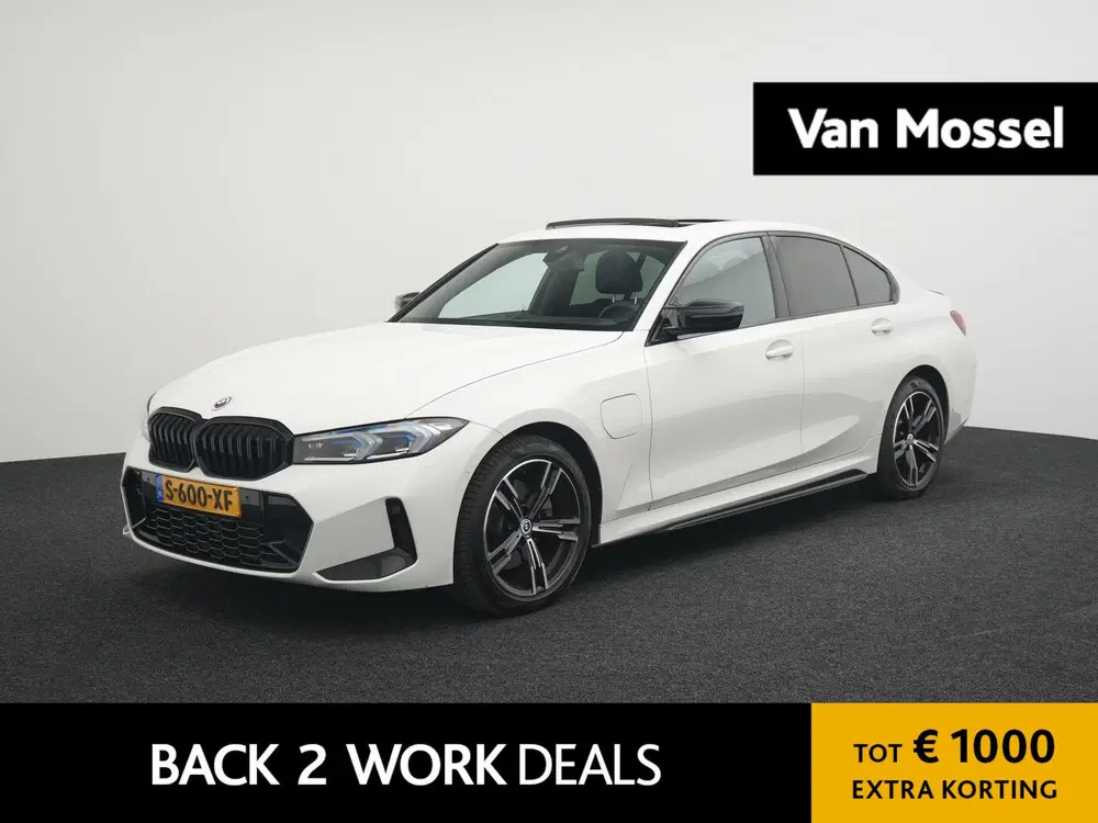 BMW 3-serie 330e uit 2022