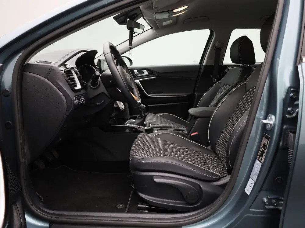 Kia Ceed Pulse 1.0 T-GDi 120 ISG CAMERA uit 2023, foto 11