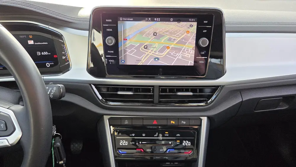 Volkswagen T-Roc 1.0 TSI Life uit 2023, foto 14
