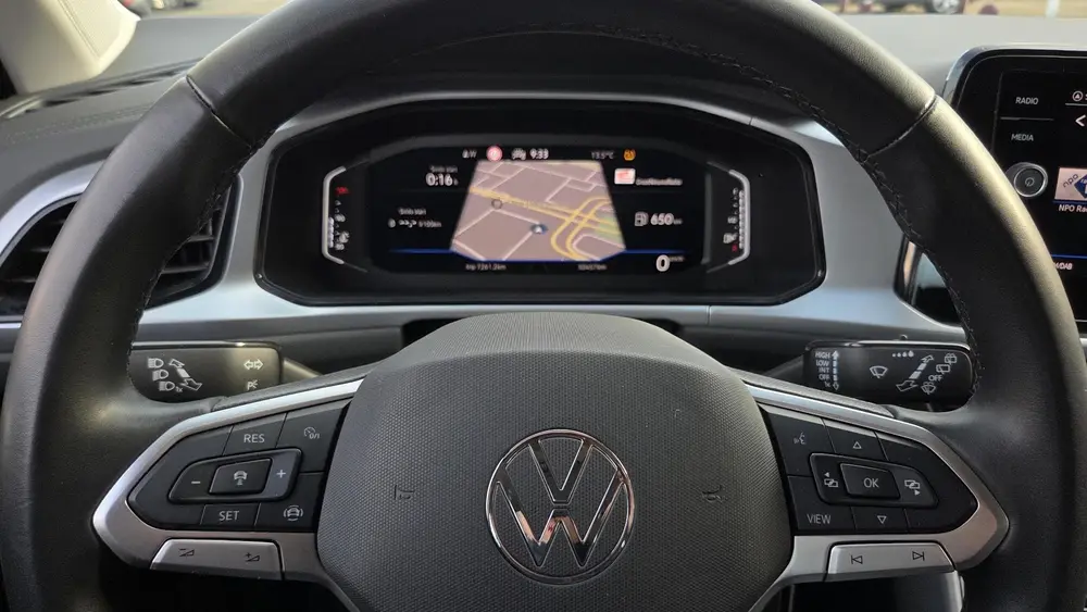 Volkswagen T-Roc 1.0 TSI Life uit 2023, foto 8