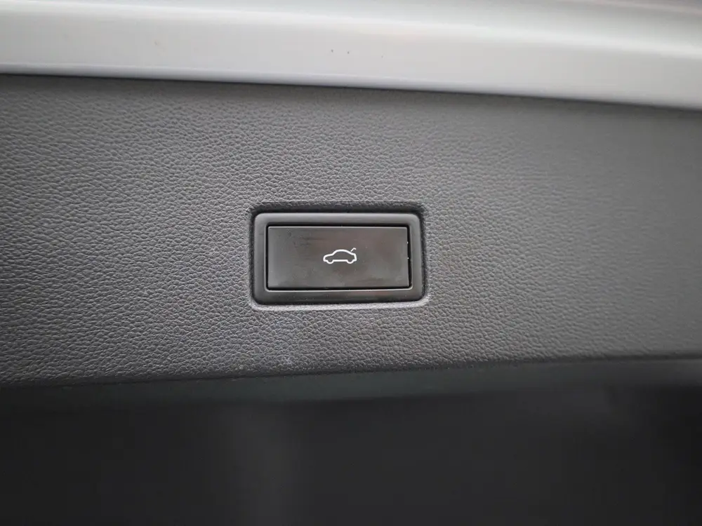 Volkswagen T-Roc 1.5 TSI 150PK R-Line | NAVIGATIE | BEATS AU uit 2021, foto 13