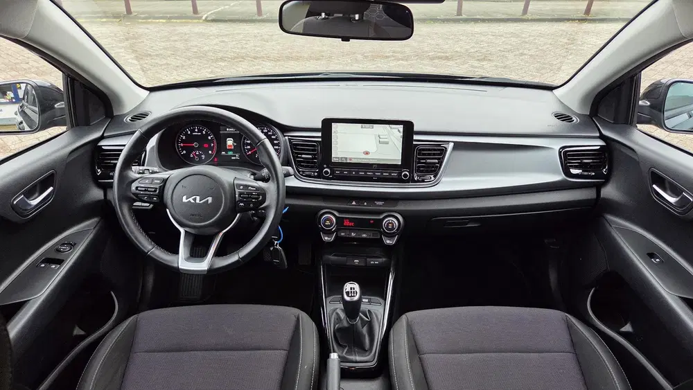 Kia Rio 1.0 T-GDi MHEV DynamicLine uit 2024, foto 2