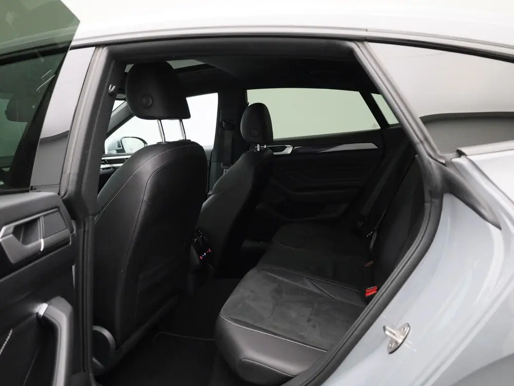 Volkswagen Arteon 2.0 TSI R-Line Business+ 190 PK < Automaat uit 2022, foto 10