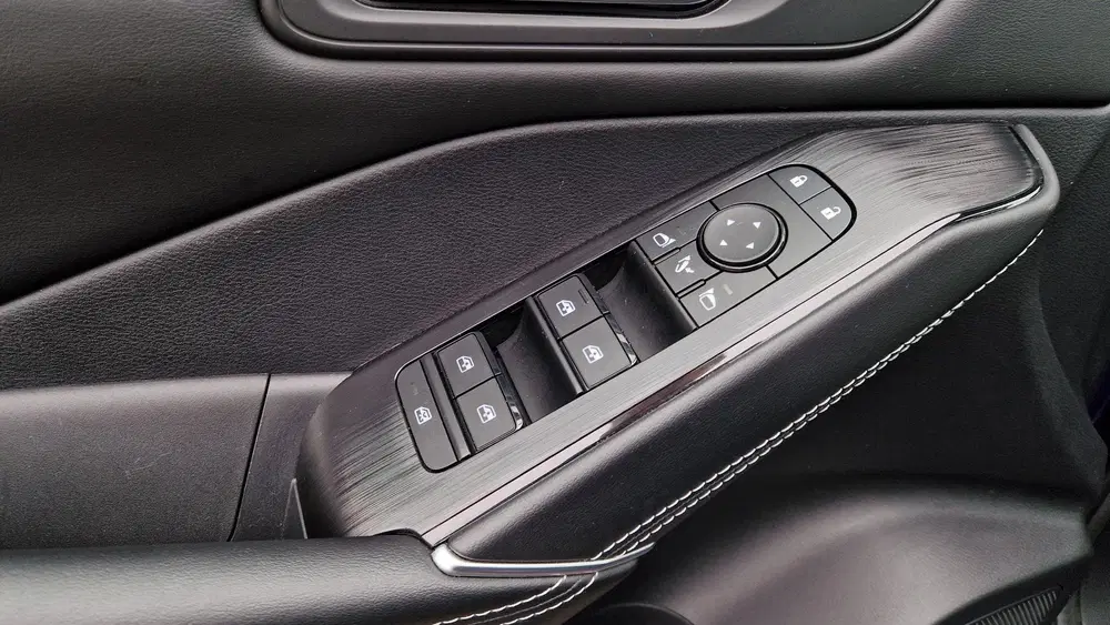 Nissan Qashqai 1.3 MHEV Xtronic N-Connecta Automaat. uit 2023, foto 16