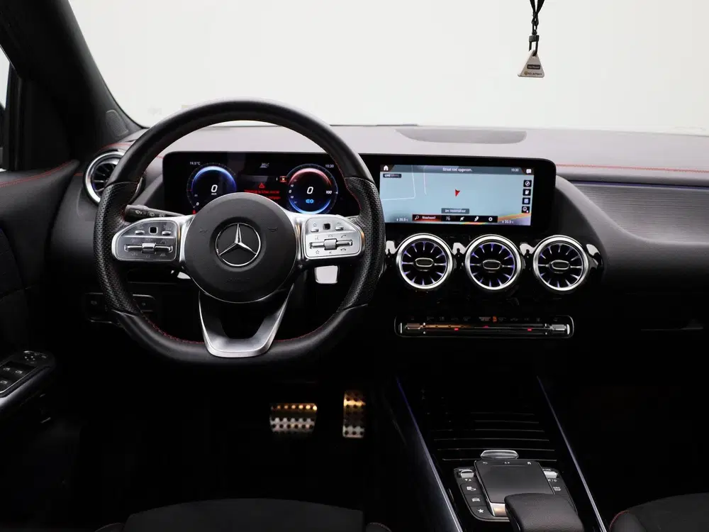 Mercedes-Benz EQA EQA 250 AMG Line uit 2023, foto 7