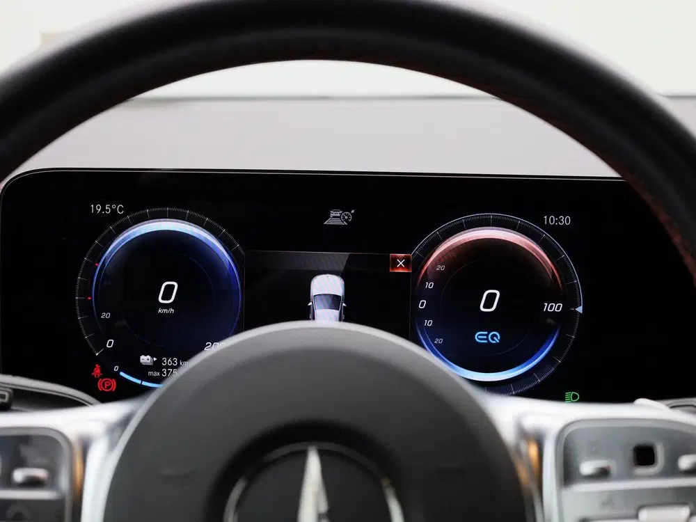 Mercedes-Benz EQA EQA 250 AMG Line uit 2023, foto 8
