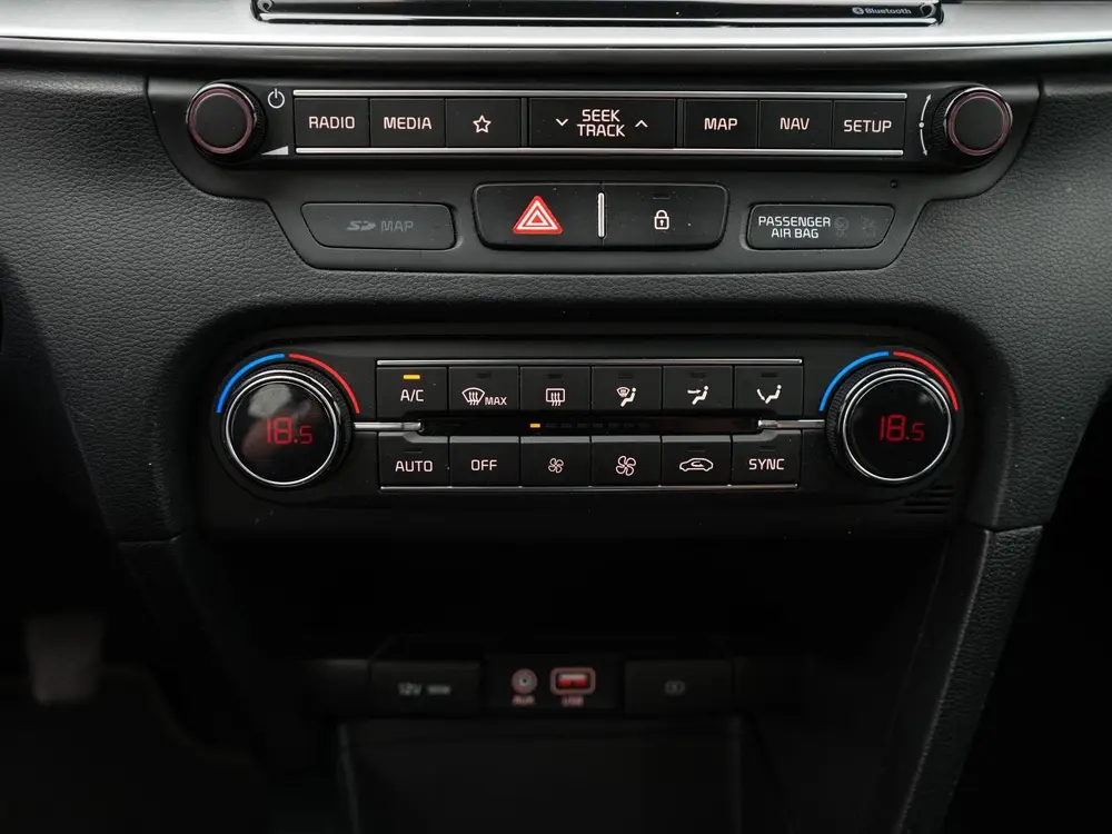 Kia Ceed 1.4 T-GDi DynamicLine | NAVIGATIE | TRE uit 2019, foto 18