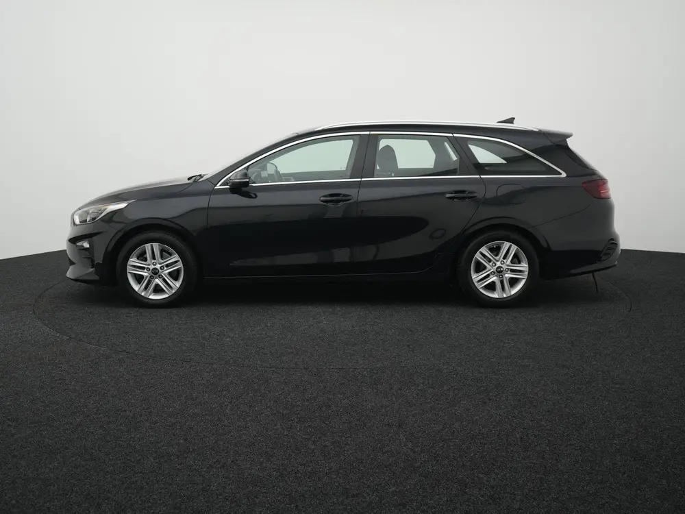 Kia Ceed 1.4 T-GDi DynamicLine | NAVIGATIE | TRE uit 2019, foto 4
